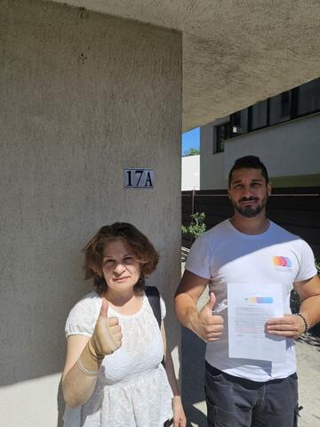 Client persoană fizică și operator Compania DDD, cu procesul-verbal semnat la finalul intervenției